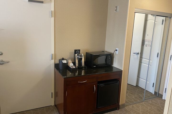 Room 16 of 23