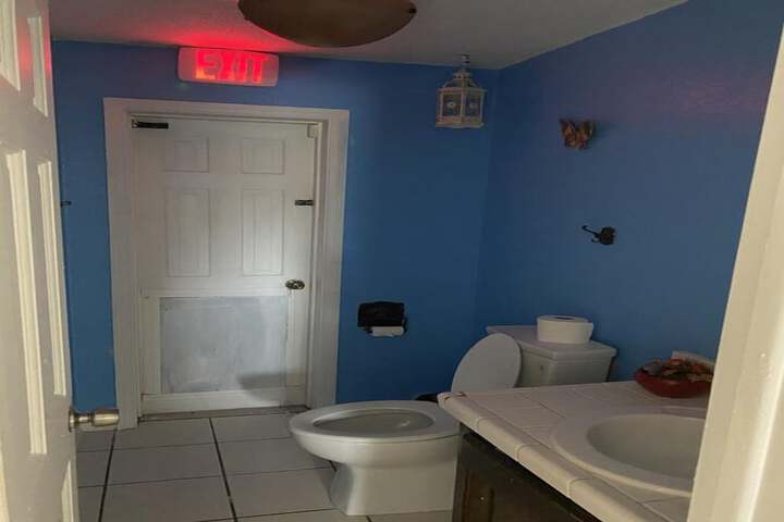 Room 22 of 39