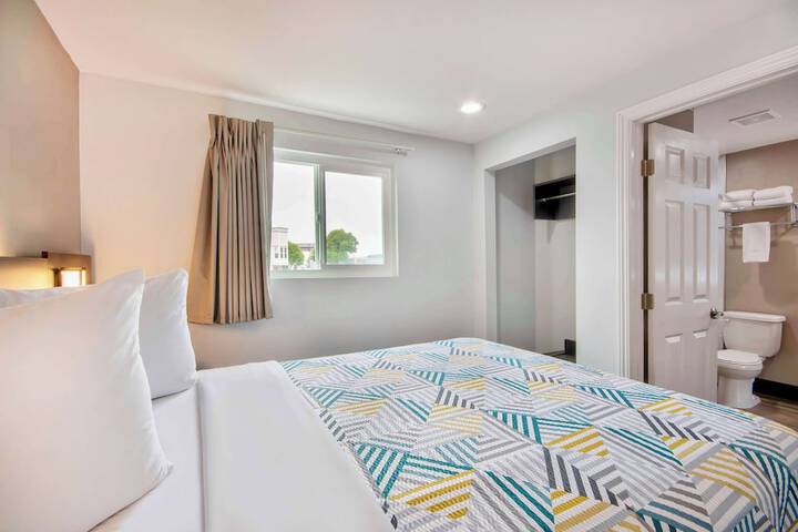 Room 25 of 26
