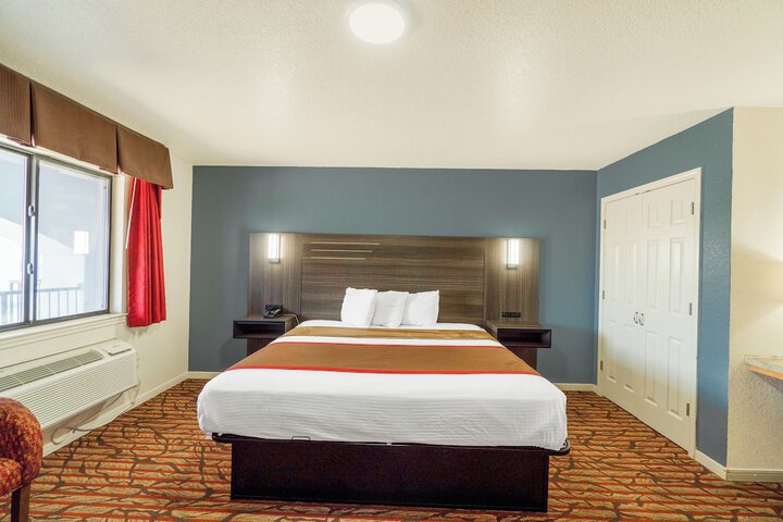 Room 62 of 70