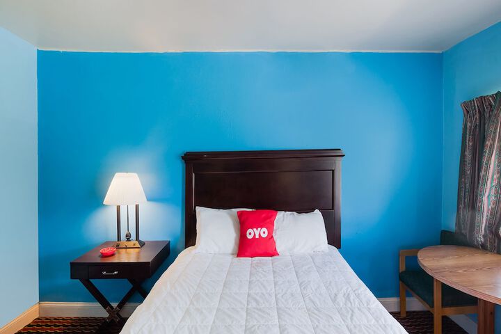 Room 33 of 35