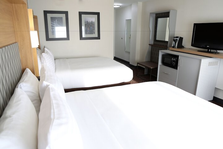 Room 49 of 79