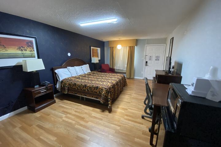 Room 20 of 35