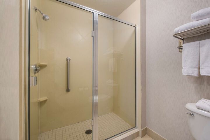 Room 21 of 45