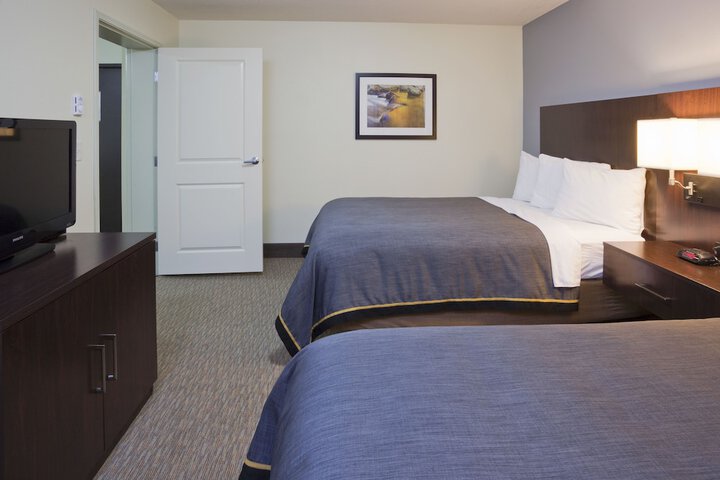 Room 12 of 32