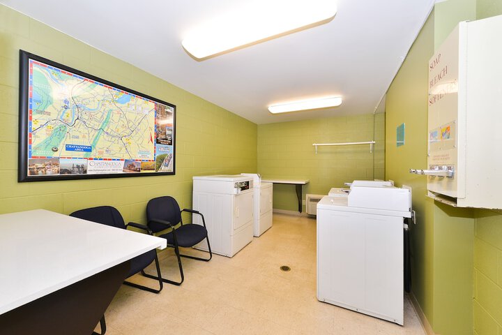 Room 19 of 42