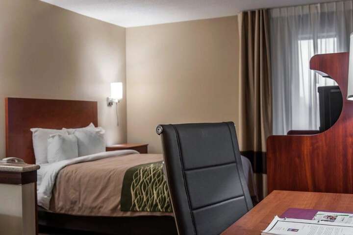 Quality Inn & Suites near St. Louis and I-255