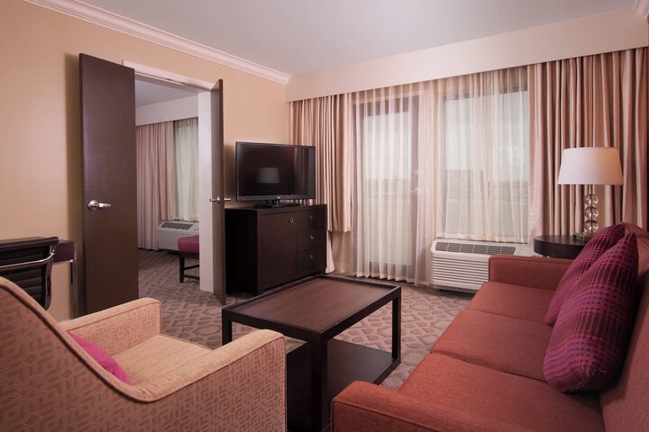 Room 13 of 44