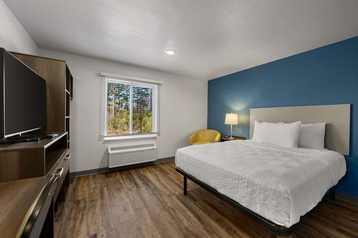 Room 16 of 39