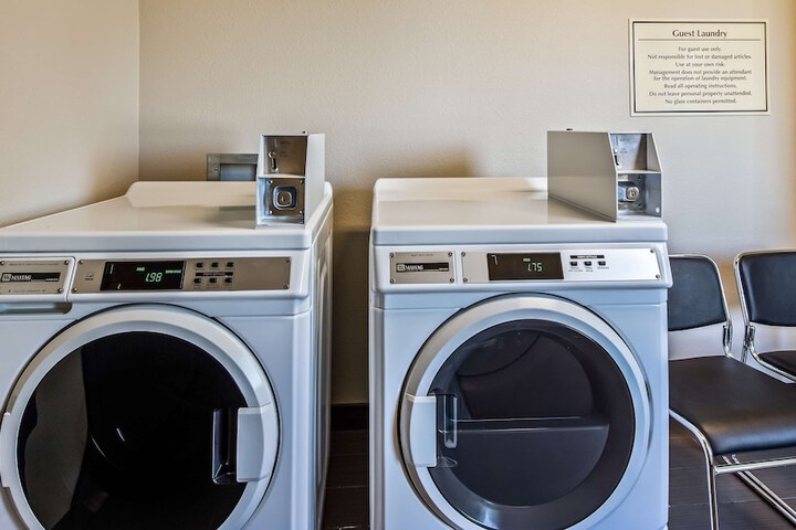 Best Western Plus Dayton Hotel & Suites