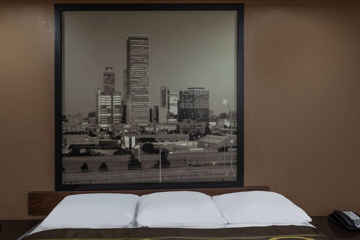 Room 14 of 29