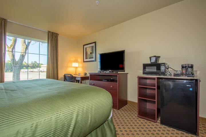 Room 10 of 31