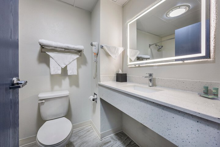 Best Western Bolingbrook Hotel