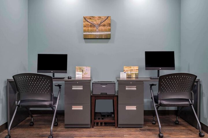 Business Center 48 of 48