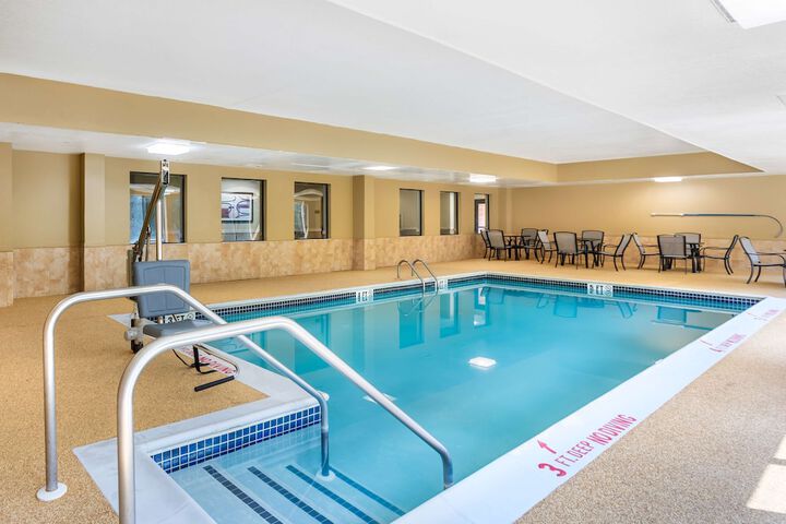 Pool 4 of 32
