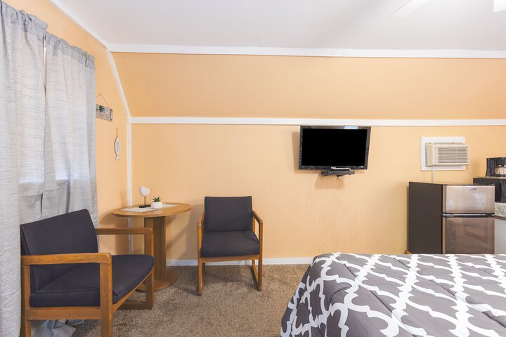 Room 44 of 62