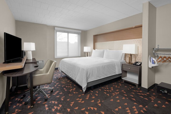 Holiday Inn Hasbrouck Heights-Meadowlands by IHG