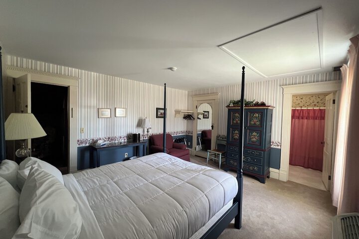 Strawtown Inn & Events