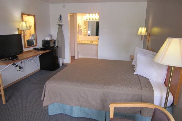 Room 2 of 12