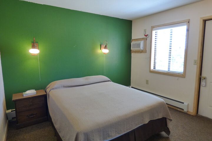 Room 30 of 39
