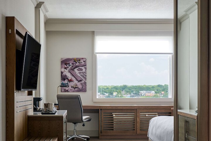 Room 35 of 57