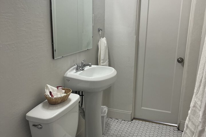 Room 20 of 26