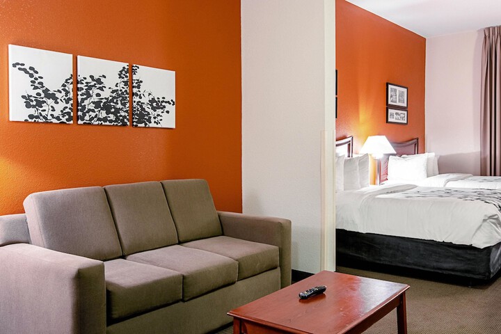 Room 26 of 52