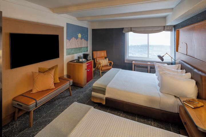 Room 20 of 33