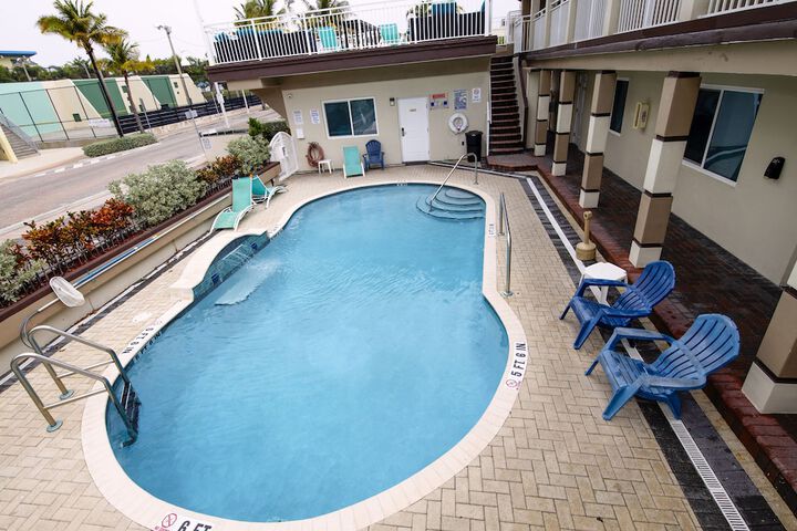 Pool 6 of 60