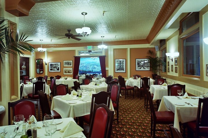 Dining 42 of 82
