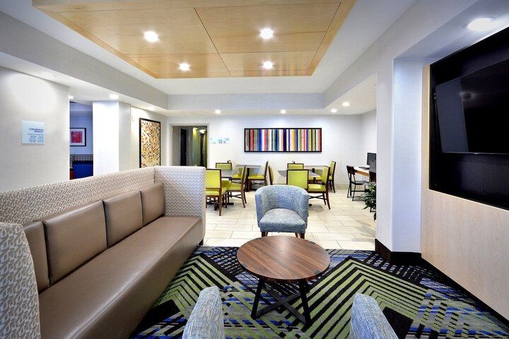Hotel 6 of 40