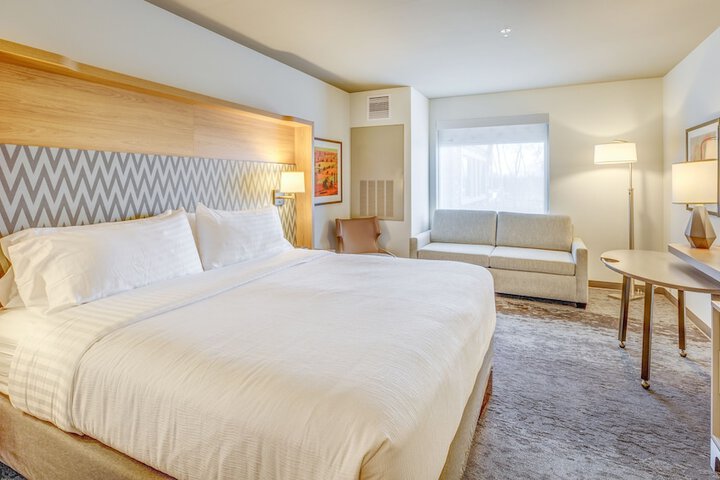 Holiday Inn & Suites Bellingham by IHG