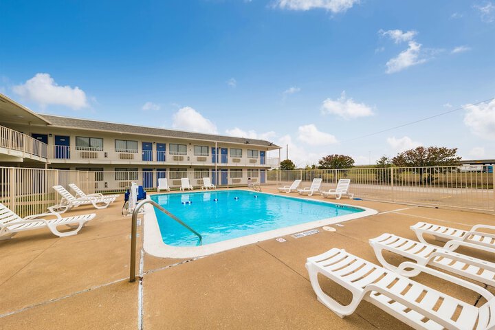 Pool 3 of 34