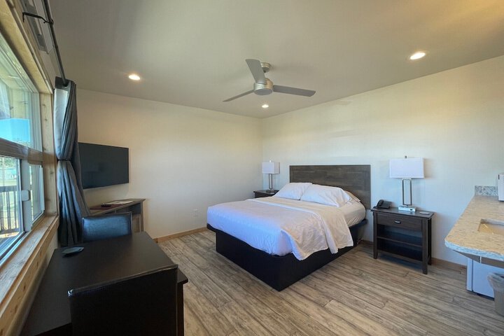 Room 17 of 19