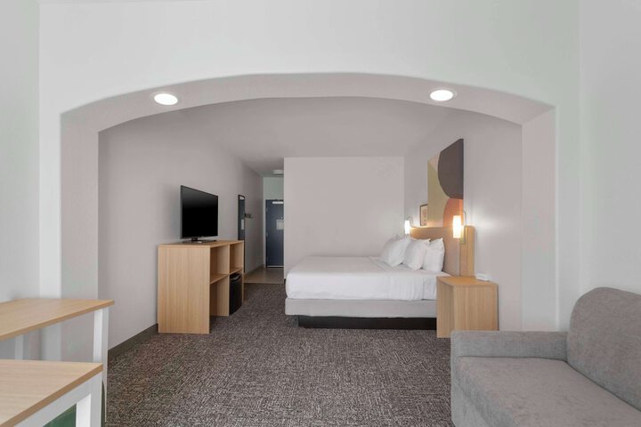 Room 19 of 31