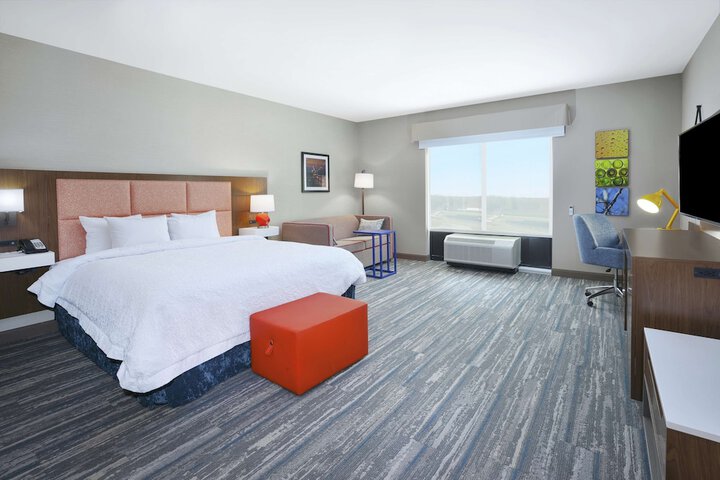Room 12 of 30