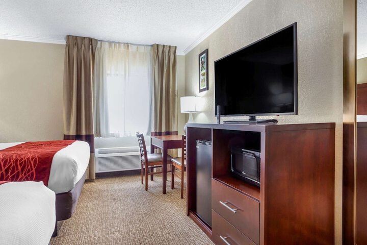 Room 14 of 30