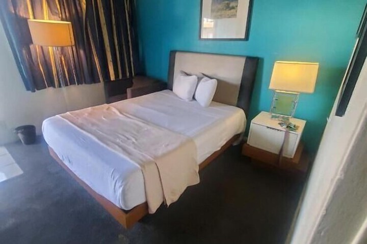 Room 16 of 67