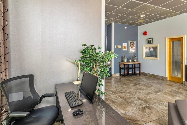 Quality Inn & Suites