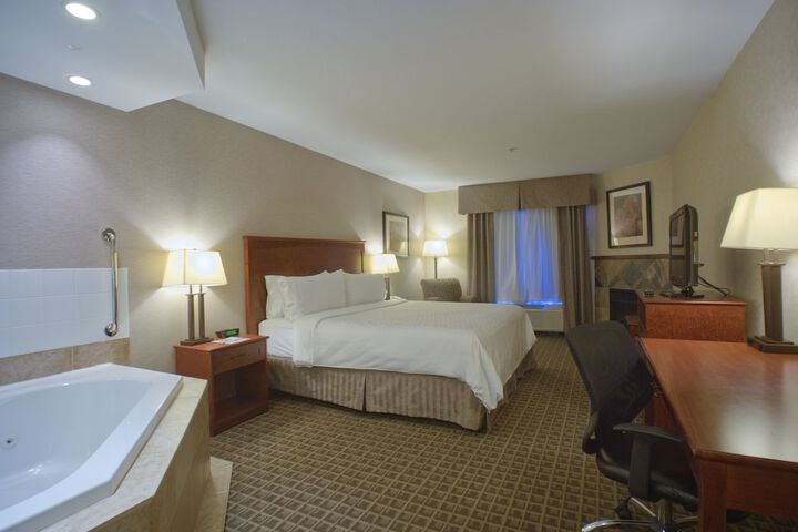 Room 34 of 58