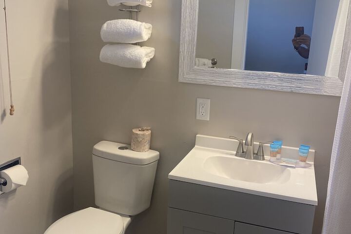 Room 50 of 71