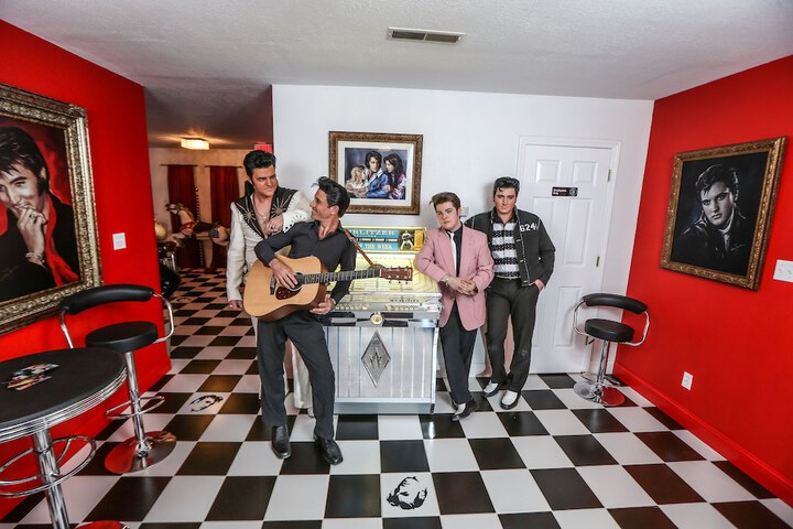 Room 34 of 61