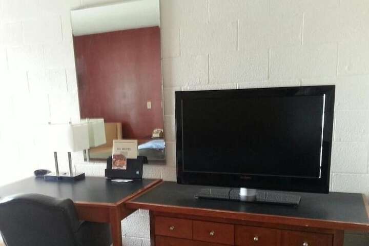 Room 20 of 39