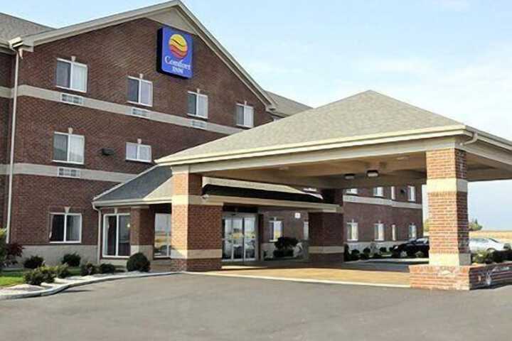 Comfort Inn Hebron-Lowell Area