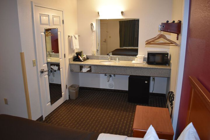 Room 13 of 13