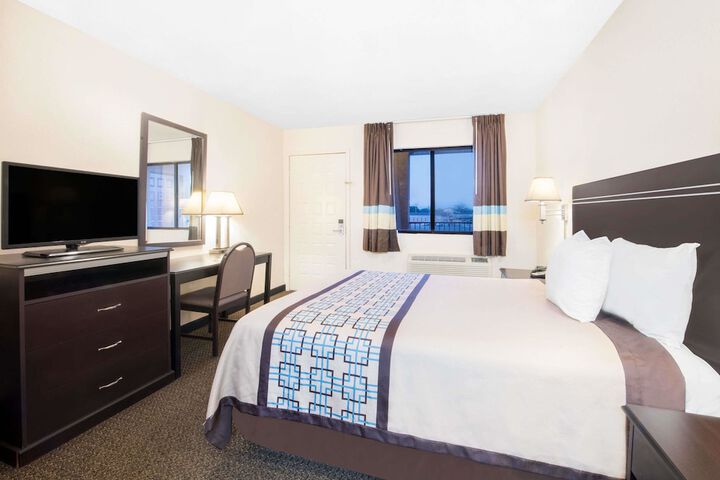 Room 20 of 32
