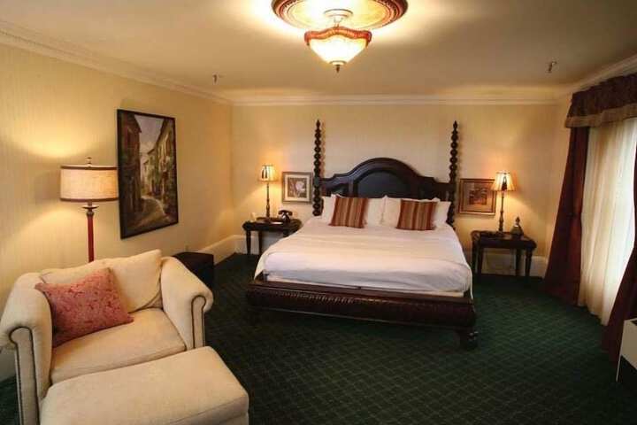 Room 22 of 70