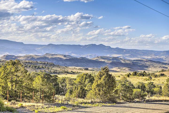 Rio Grande National Forest Cabin: Views & Hot Tub