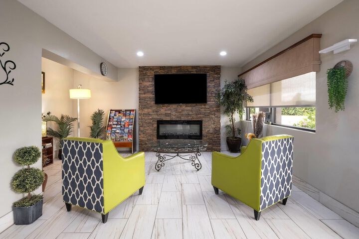 Days Inn by Wyndham Anderson