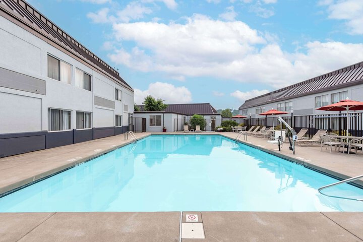 Pool 3 of 50